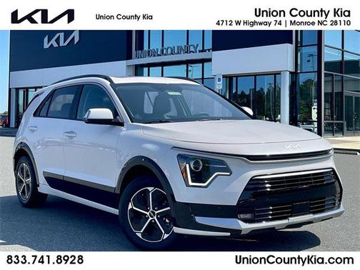 2025 Kia Niro SX