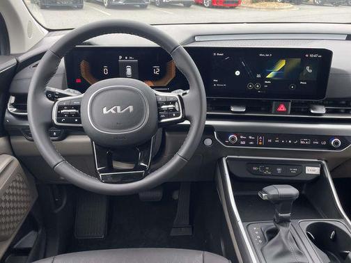 2026 Kia Carnival LXS