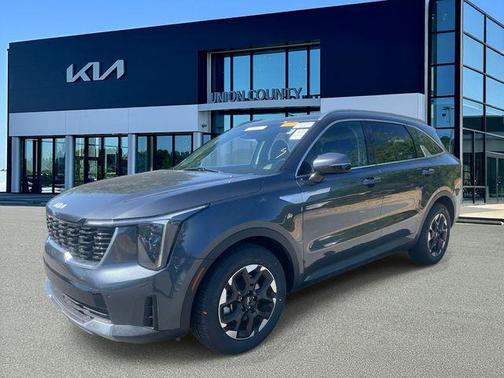 Gravity Grey 2024 Kia Sorento S