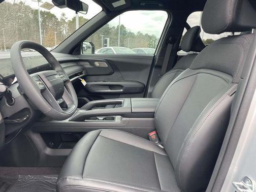 Ivory Silver 2027 Kia Telluride S
