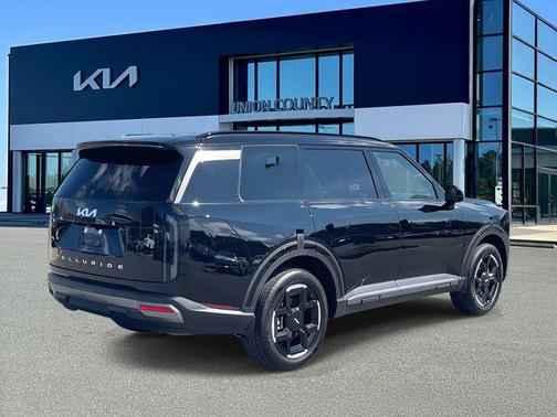 Ebony Black 2027 Kia Telluride EX