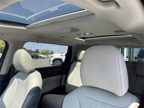 2026 Kia Carnival Hybrid SX