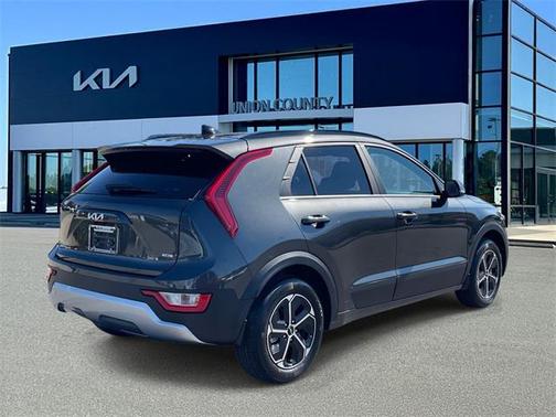 2026 Kia Niro EX