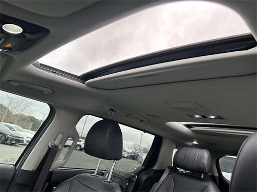 2022 Kia Carnival SX Prestige