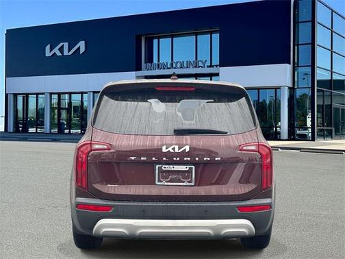 2022 Kia Telluride LX