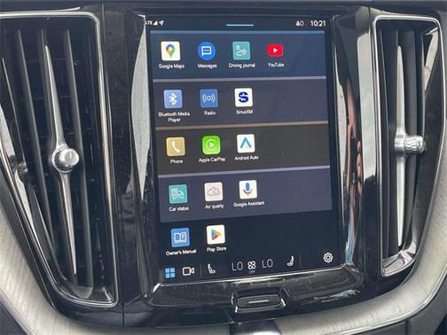 2025 Volvo XC60 B5 Plus