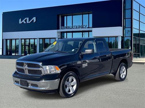 2024 RAM 1500 Classic SLT