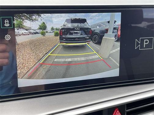 2025 Kia Sorento LX