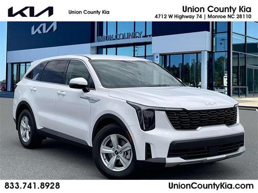 2025 Kia Sorento LX