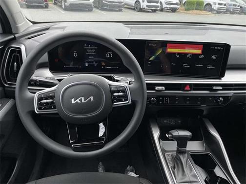 2025 Kia Sorento LX