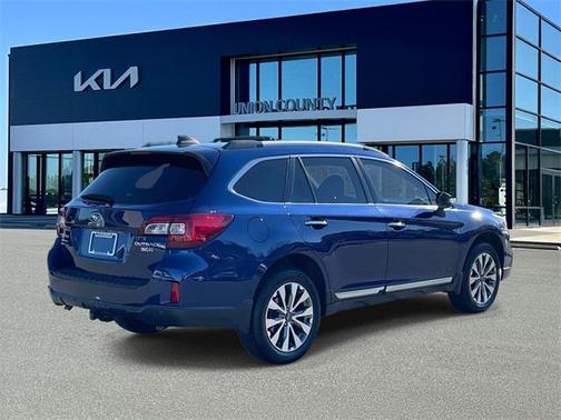 2017 Subaru Outback 3.6R Touring