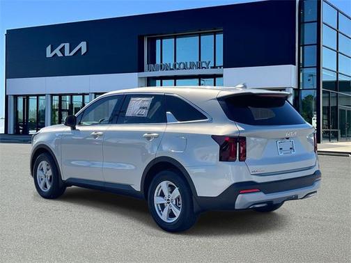 2026 Kia Sorento LX
