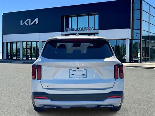 2026 Kia Sorento LX