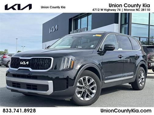 2023 Kia Telluride LX