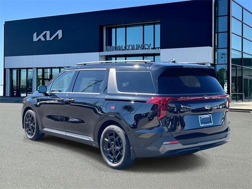 2026 Kia Carnival SX