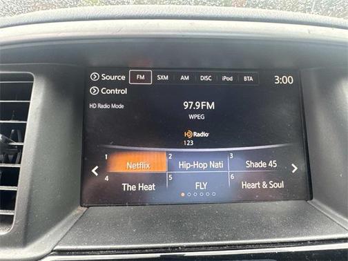 2019 Nissan Pathfinder S