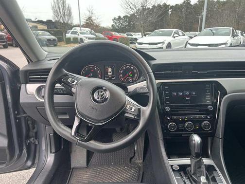 2021 Volkswagen Passat 2.0T SE