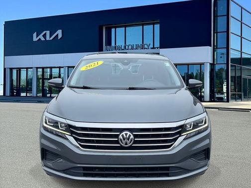 2021 Volkswagen Passat 2.0T SE