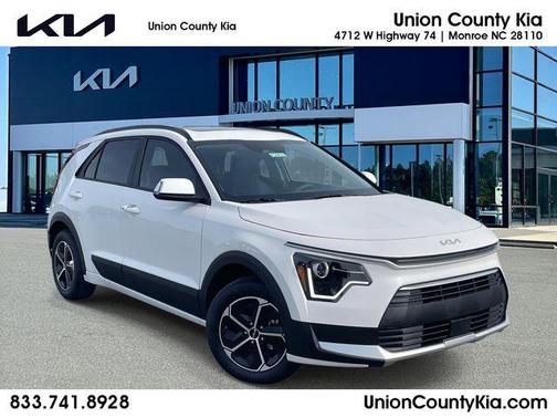 Snow White Pearl 2026 Kia Niro EX