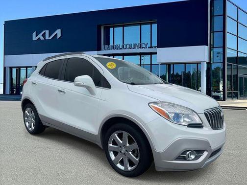 White Pearl Tricoat 2016 Buick Encore Leather