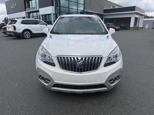 White Pearl Tricoat 2016 Buick Encore Leather