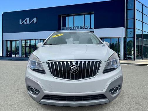 White Pearl Tricoat 2016 Buick Encore Leather
