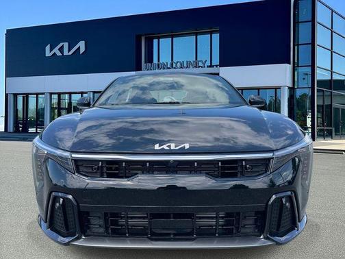Aurora Black Pearl 2026 Kia K4 GT-Line Turbo