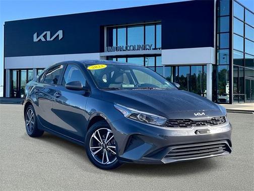 2022 Kia Forte LXS