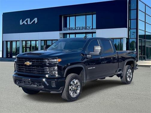 2024 Chevrolet Silverado 2500 Custom