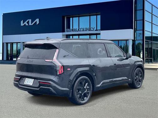 2026 Kia EV9 Land
