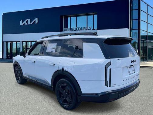 Glacial White Pearl 2027 Kia Telluride X-Pro SX-Prestige