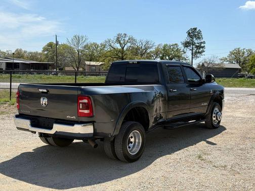 Maximum Steel Metallic Clearcoat 2019 RAM 3500 Laramie Crew Cab 4x4 8' Box