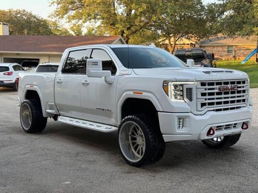 2021 GMC Sierra 2500 AT4
