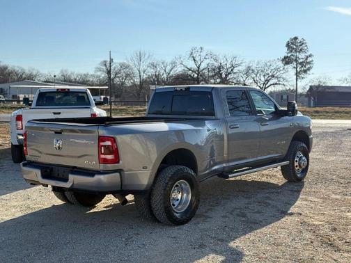 2023 RAM 3500 Laramie Crew Cab 4x4 8' Box