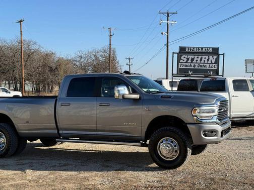 2023 RAM 3500 Laramie Crew Cab 4x4 8' Box
