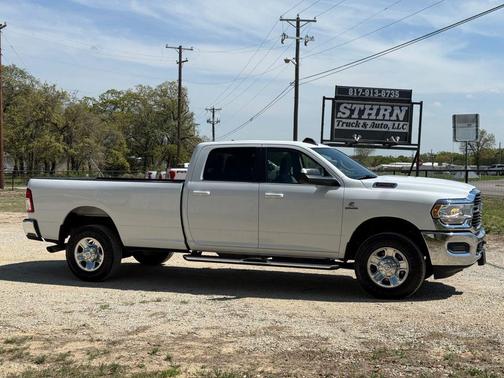 Bright White Clearcoat 2020 RAM 2500 Big Horn Crew Cab 4x4 8' Box