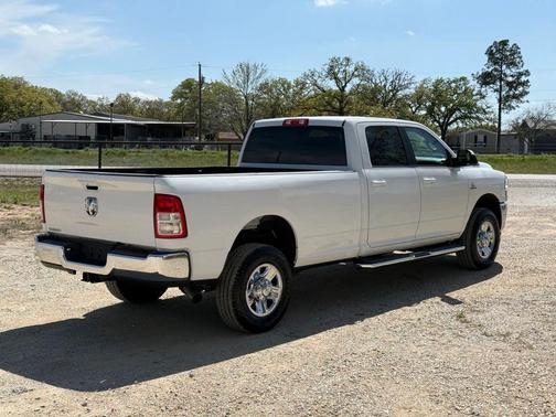 Bright White Clearcoat 2020 RAM 2500 Big Horn Crew Cab 4x4 8' Box