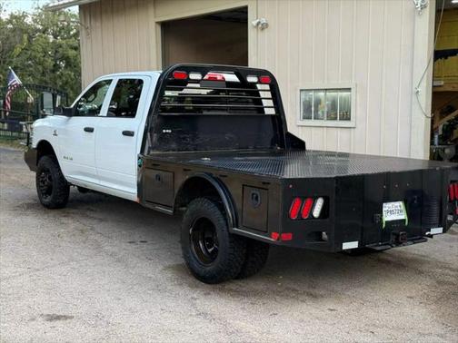 2022 RAM 3500 Tradesman Crew Cab 4x4 8' Box