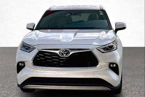 0089 2023 Toyota Highlander Platinum