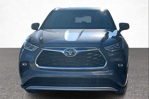 2024 Toyota Highlander Hybrid Platinum