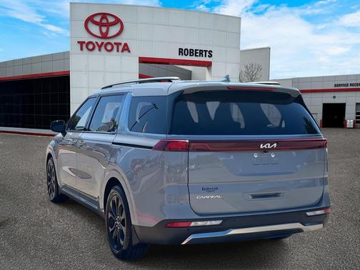 2024 Kia Carnival SX Prestige