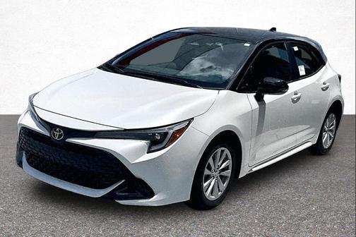 Wind Chill Pearl/Midnight Black Metallic 2026 Toyota Corolla SE