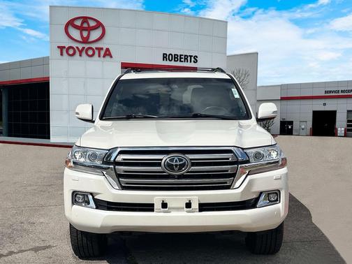 2020 Toyota Land Cruiser Base
