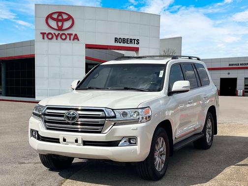 2020 Toyota Land Cruiser Base