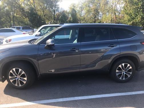 2020 Toyota Highlander XLE