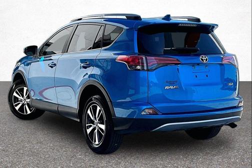 Electric 2018 Toyota RAV4 XLE