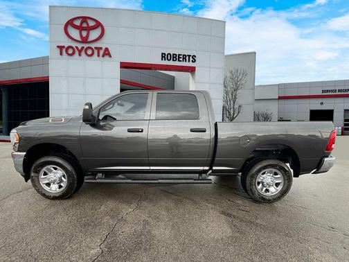 2024 RAM 2500 Tradesman Crew Cab 4x4 6'4' Box