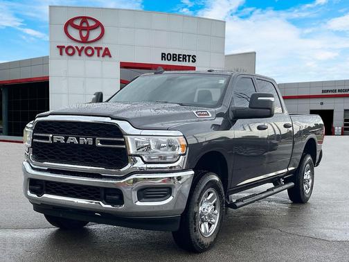 2024 RAM 2500 Tradesman Crew Cab 4x4 6'4' Box