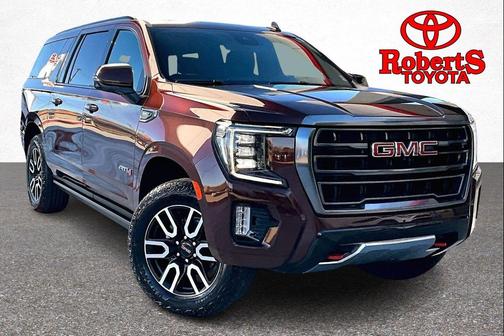 2023 GMC Yukon XL 4WD AT4