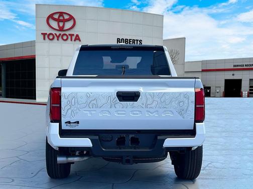 2025 Toyota Tacoma SR5